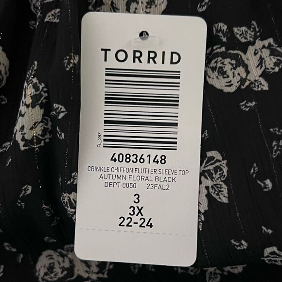 Torrid Square Neck Tulip Sleeve Black and White Ditzy Floral Print - Picture 8 of 13